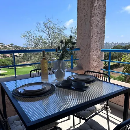 Semesterbostad Le Mazet Des Maisons Du Golf Sainte-Maxime